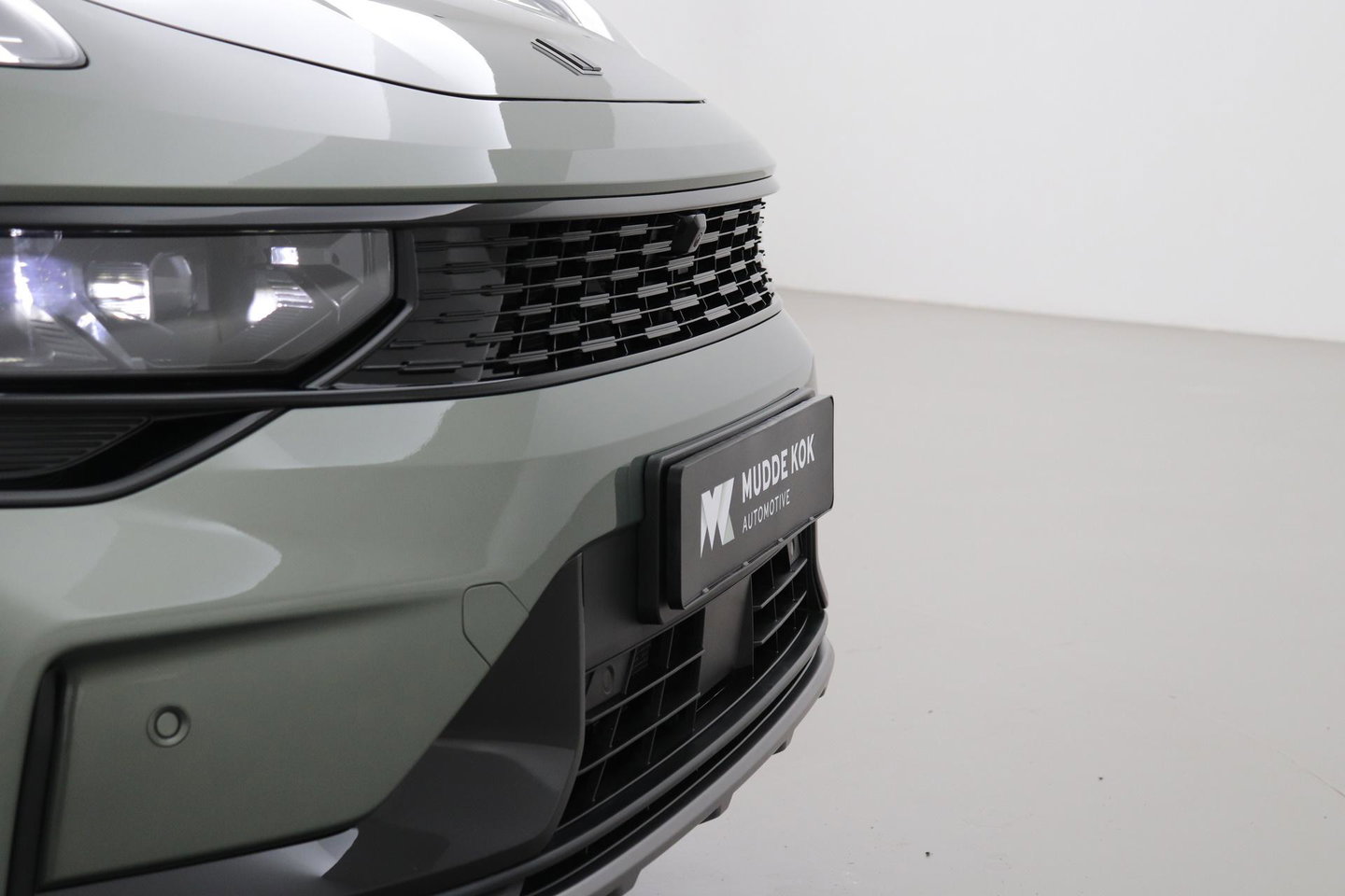 Lynk & Co 01 1.5 More | ACC | Panoramadak | 360° Camera | Stoel+Stuurverwarming | BLIS | 20 Inch