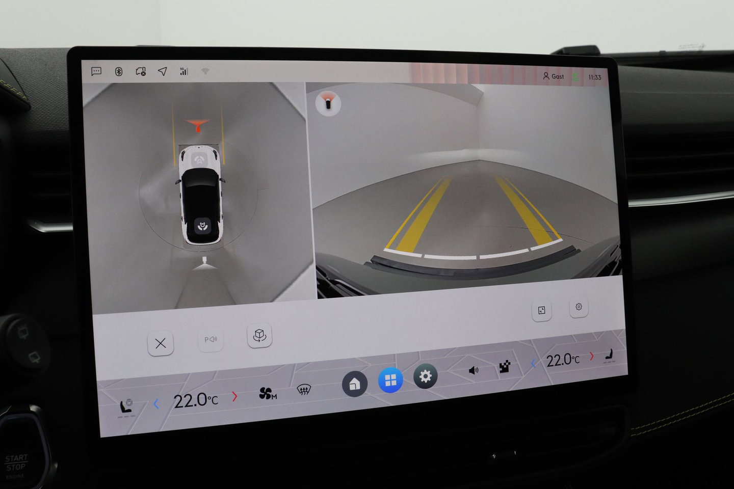 Lynk & Co 01 1.5 More | ACC | Panoramadak | 360° Camera | Stoel+Stuurverwarming | BLIS | 20 Inch