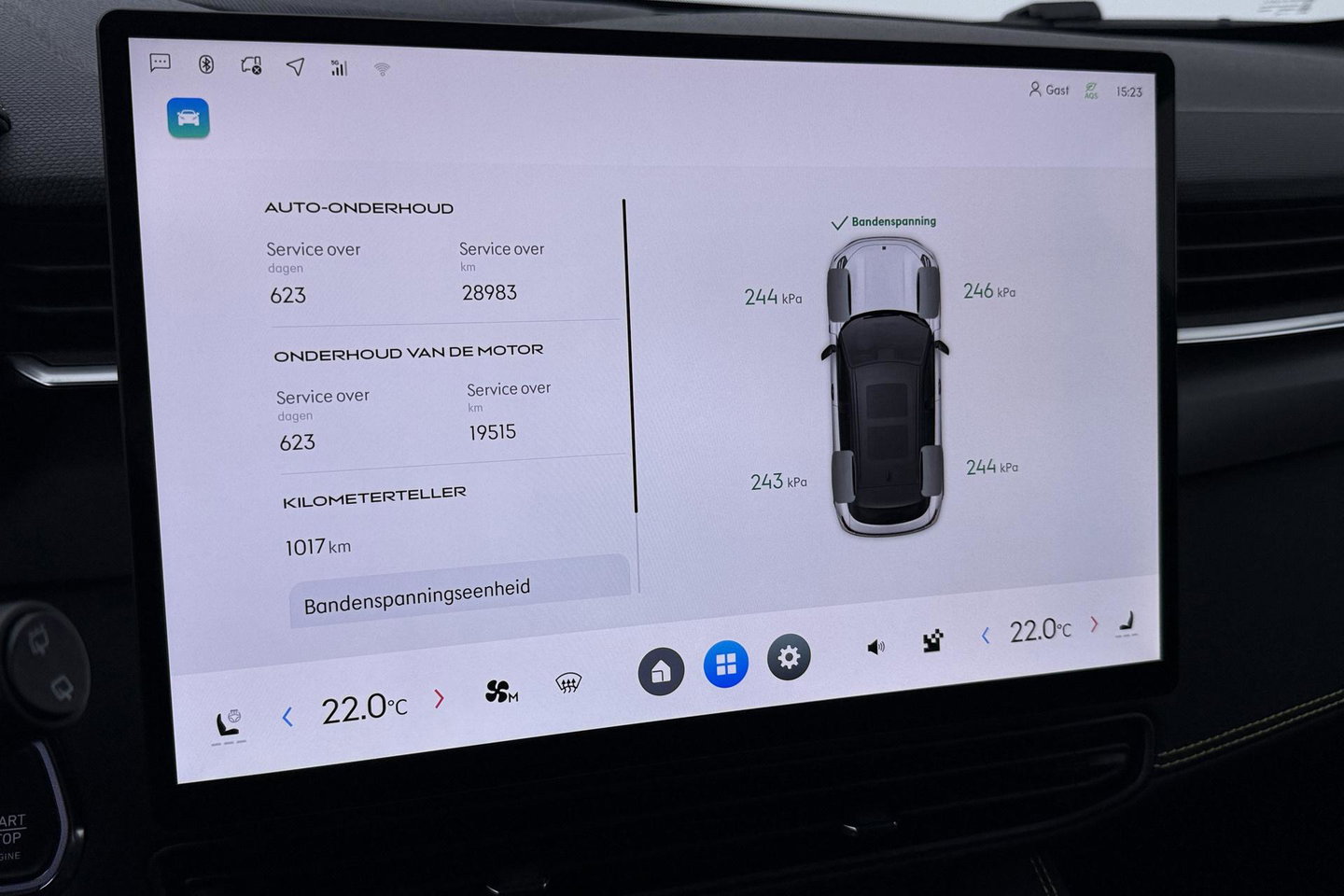 Lynk & Co 01 1.5 More | ACC | Panoramadak | 360° Camera | Stoel+Stuurverwarming | BLIS | 20 Inch