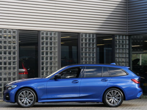 BMW 3 Serie Touring 320e M-SPORT/ LEER/ ADAPTIVE CRUISE/ LASER LED/ HiFi AUDIO/ SHADOWLINE/ SOH 90%