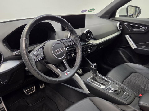 Audi Q2 35 TFSI S Edition S Line Virtueel cockpit 18"LM Navigatie