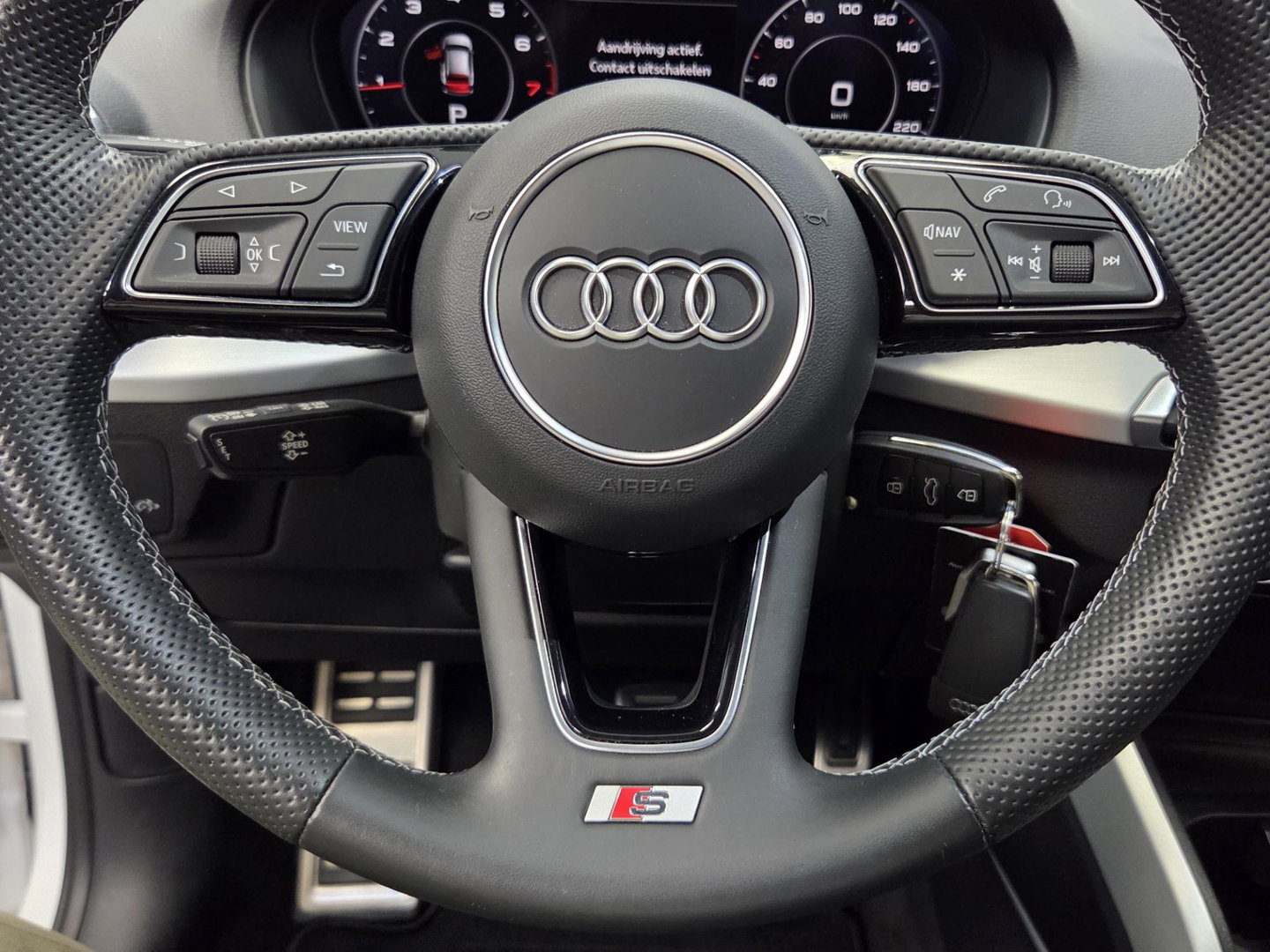 Audi Q2 35 TFSI S Edition S Line Virtueel cockpit 18"LM Navigatie