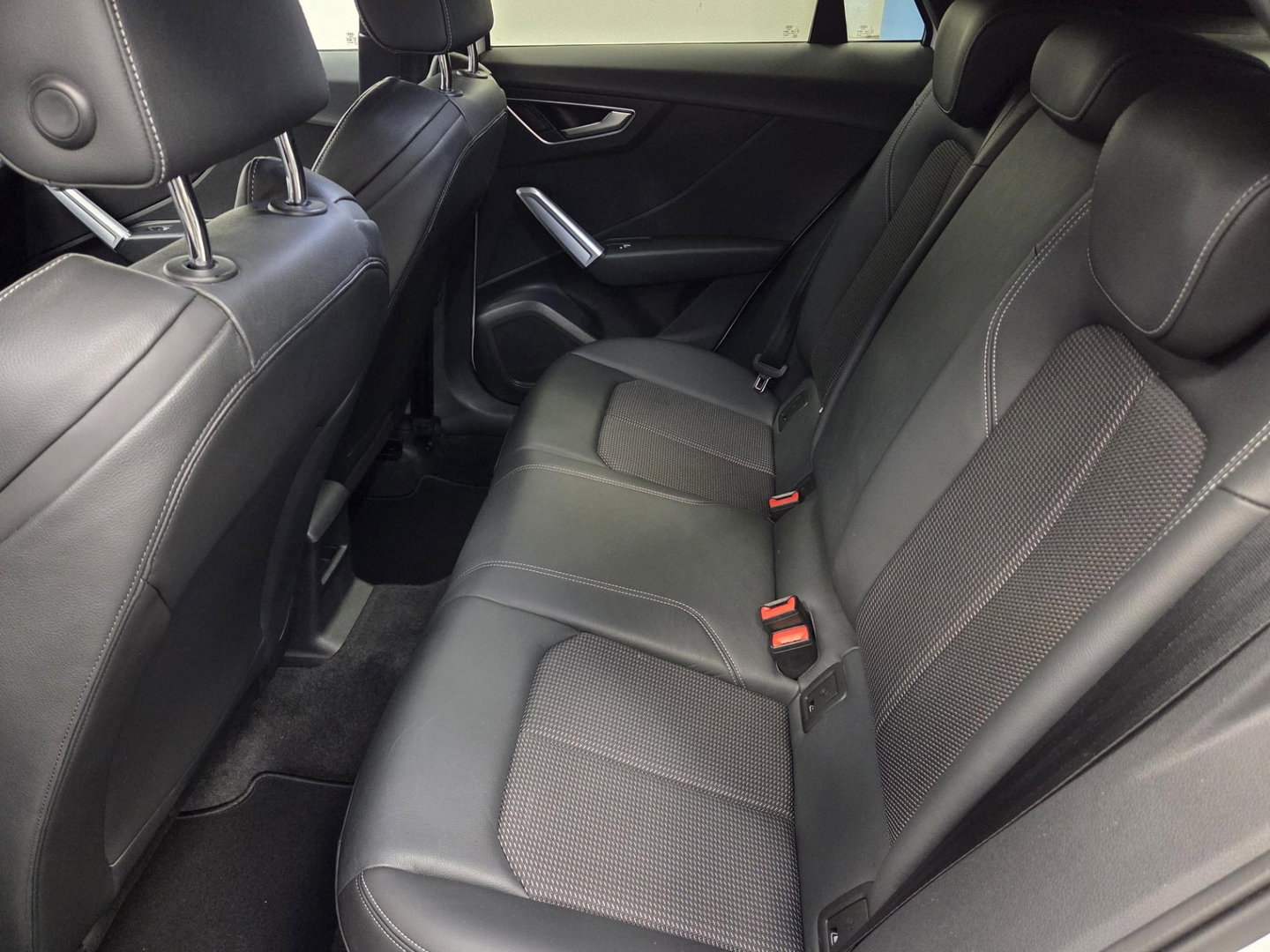 Audi Q2 35 TFSI S Edition S Line Virtueel cockpit 18"LM Navigatie