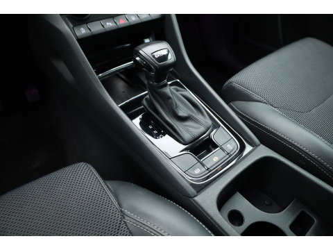 Škoda Kodiaq 1.5 TSI Business Edition 7p. | Rijklaar! | Adapt. Cruise | Camera | Keyless | Stoel- Stuurverw. | Apple CarPlay | Navi |