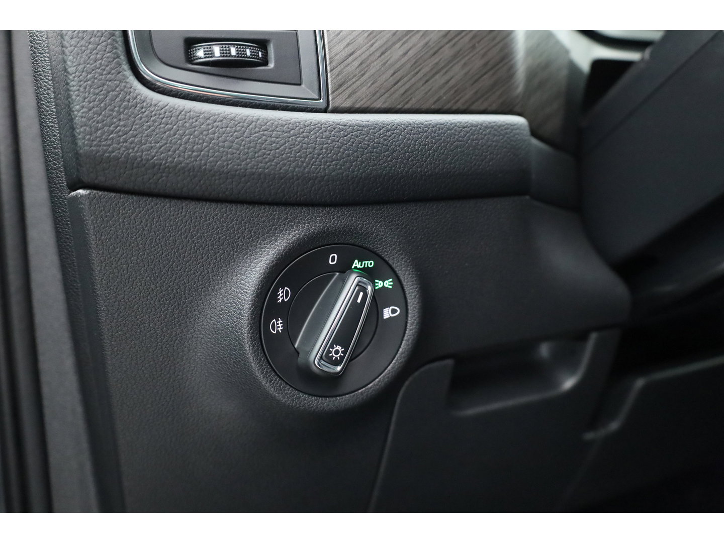 Škoda Kodiaq 1.5 TSI Business Edition 7p. | Rijklaar! | Adapt. Cruise | Camera | Keyless | Stoel- Stuurverw. | Apple CarPlay | Navi |