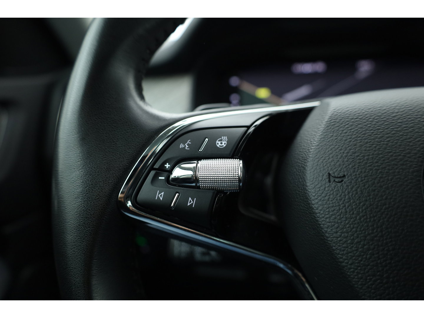 Škoda Kodiaq 1.5 TSI Business Edition 7p. | Rijklaar! | Adapt. Cruise | Camera | Keyless | Stoel- Stuurverw. | Apple CarPlay | Navi |