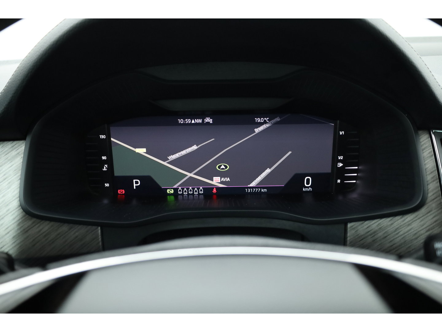 Škoda Kodiaq 1.5 TSI Business Edition 7p. | Rijklaar! | Adapt. Cruise | Camera | Keyless | Stoel- Stuurverw. | Apple CarPlay | Navi |