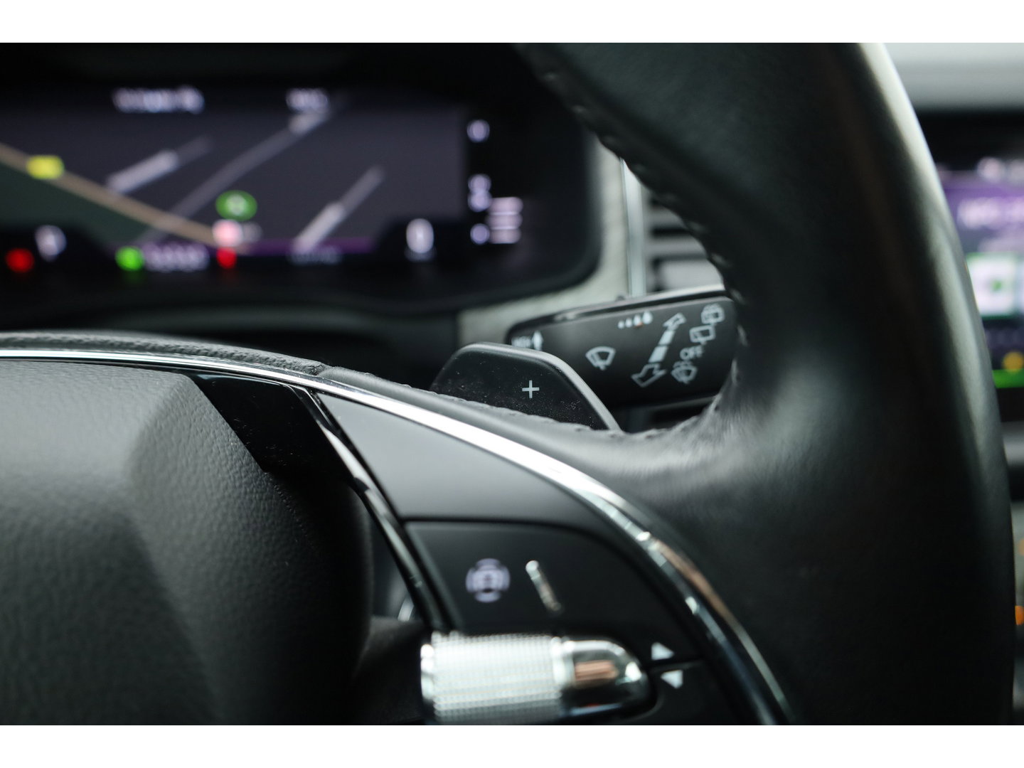 Škoda Kodiaq 1.5 TSI Business Edition 7p. | Rijklaar! | Adapt. Cruise | Camera | Keyless | Stoel- Stuurverw. | Apple CarPlay | Navi |