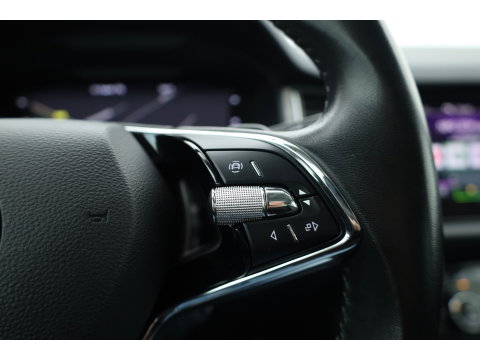 Škoda Kodiaq 1.5 TSI Business Edition 7p. | Rijklaar! | Adapt. Cruise | Camera | Keyless | Stoel- Stuurverw. | Apple CarPlay | Navi |