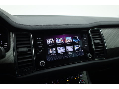 Škoda Kodiaq 1.5 TSI Business Edition 7p. | Rijklaar! | Adapt. Cruise | Camera | Keyless | Stoel- Stuurverw. | Apple CarPlay | Navi |