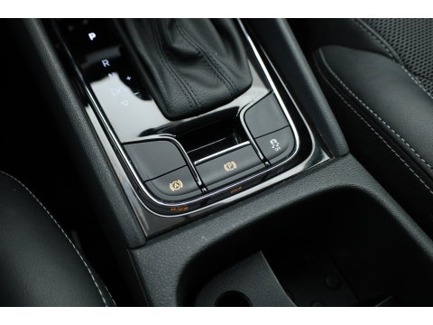Škoda Kodiaq 1.5 TSI Business Edition 7p. | Rijklaar! | Adapt. Cruise | Camera | Keyless | Stoel- Stuurverw. | Apple CarPlay | Navi |