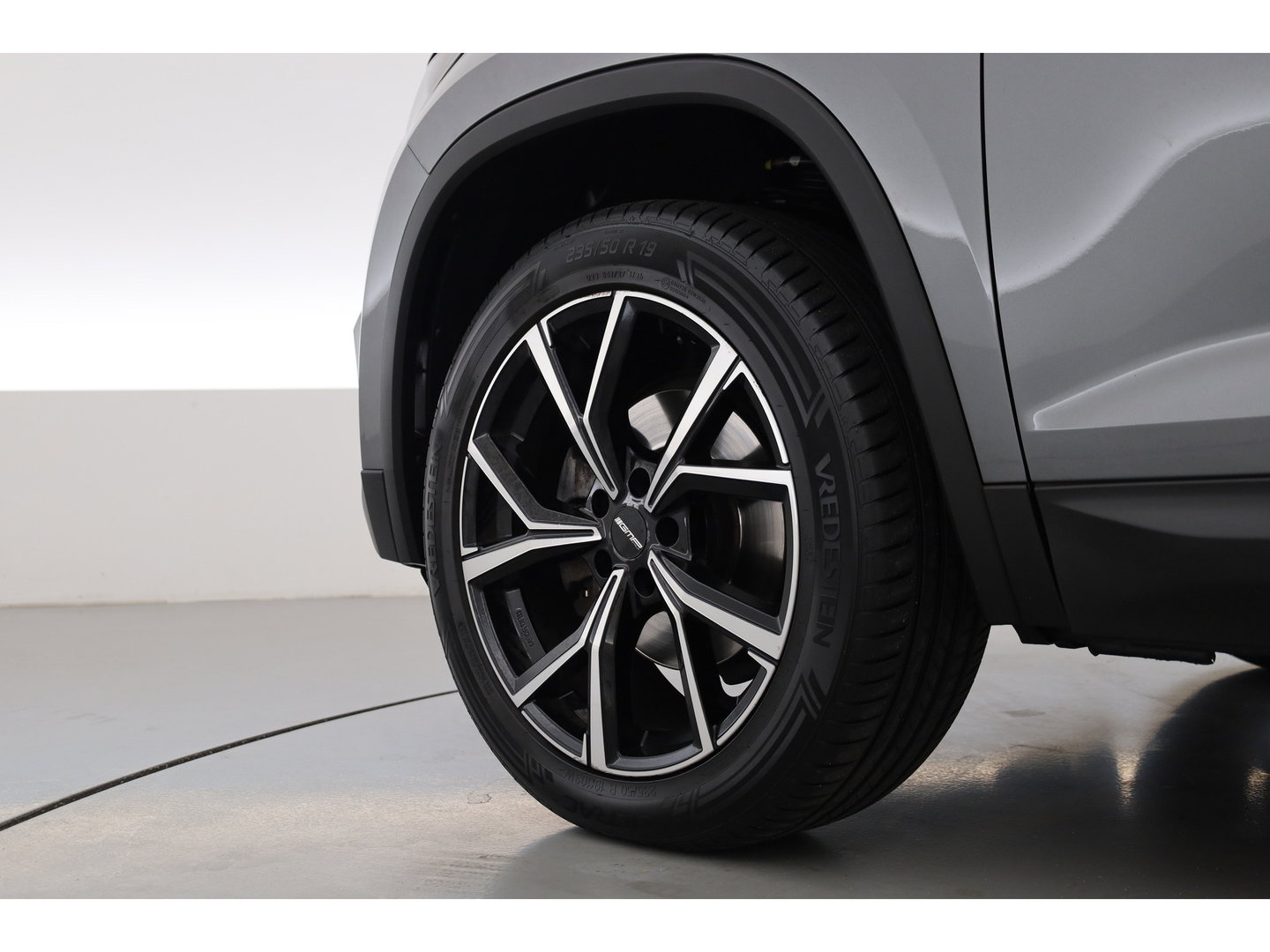 Škoda Kodiaq 1.5 TSI Business Edition 7p. | Rijklaar! | Adapt. Cruise | Camera | Keyless | Stoel- Stuurverw. | Apple CarPlay | Navi |