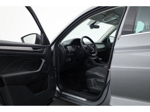 Škoda Kodiaq 1.5 TSI Business Edition 7p. | Rijklaar! | Adapt. Cruise | Camera | Keyless | Stoel- Stuurverw. | Apple CarPlay | Navi |