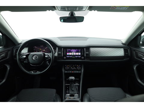 Škoda Kodiaq 1.5 TSI Business Edition 7p. | Rijklaar! | Adapt. Cruise | Camera | Keyless | Stoel- Stuurverw. | Apple CarPlay | Navi |