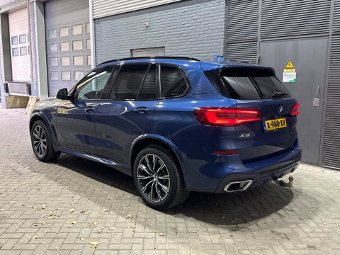 BMW X5 xDrive40i High Executive | 7-persoons | Luchtvering | Trekhaak | Panoramadak