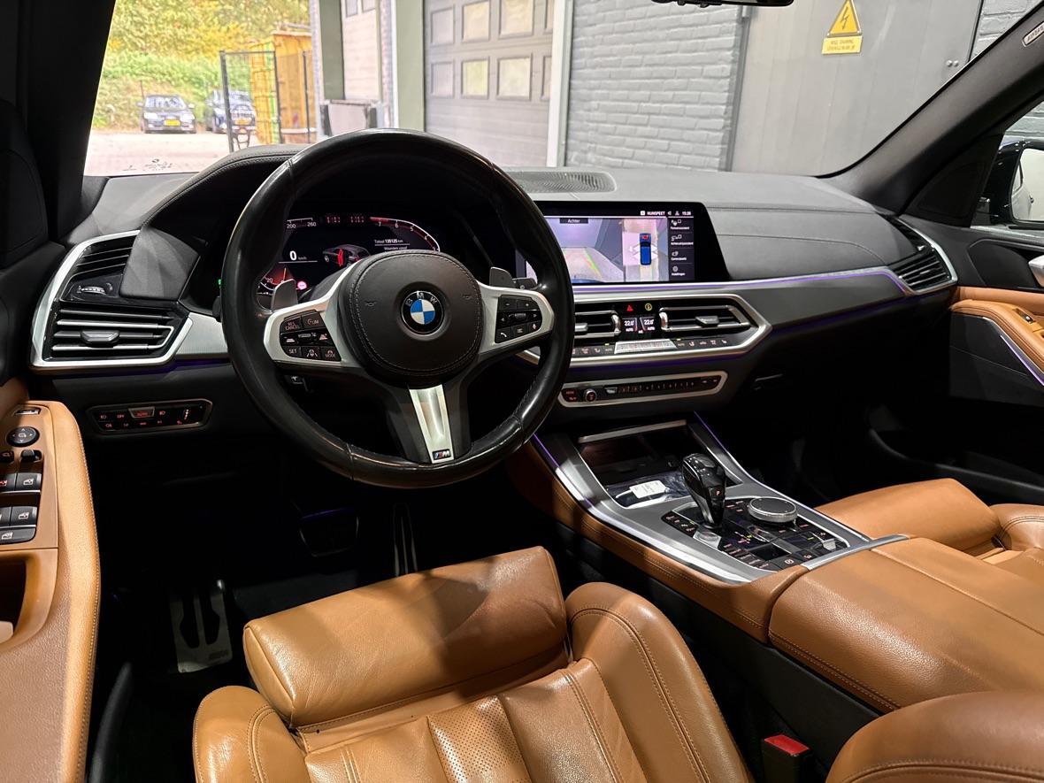 BMW X5 xDrive40i High Executive | 7-persoons | Luchtvering | Trekhaak | Panoramadak