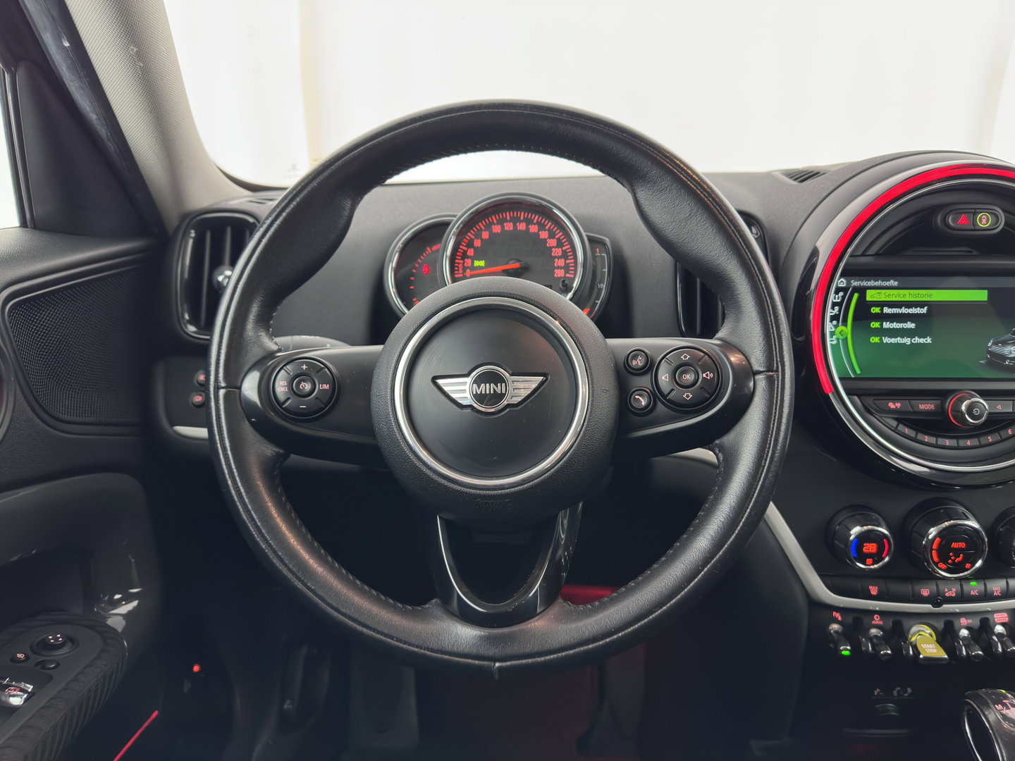 MINI Countryman 1.5 Cooper S E ALL4 (Plug-in) Aut. *LEATHER-FABRIC | FULL-LED | SPORT-SEATS | AMBIENT-LIGHT | KEYLESS | PRIVACY-GLASS | NAVI-FULLMAP | ECC | PDC | CRUISE | 18''ALU*