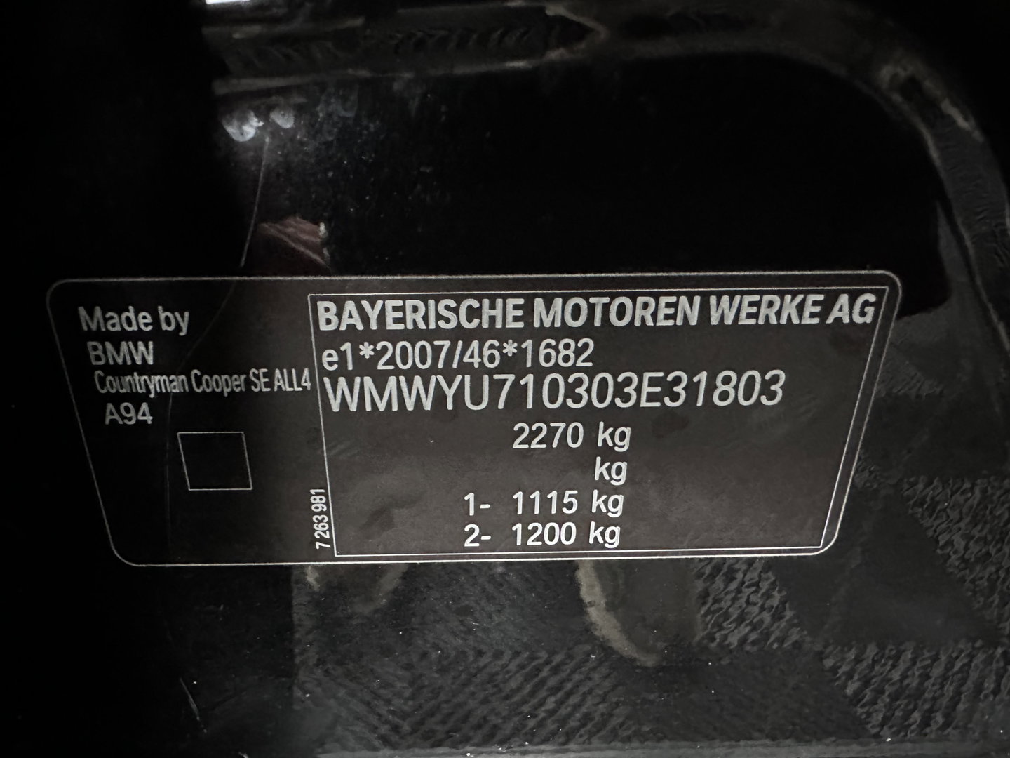 MINI Countryman 1.5 Cooper S E ALL4 (Plug-in) Aut. *LEATHER-FABRIC | FULL-LED | SPORT-SEATS | AMBIENT-LIGHT | KEYLESS | PRIVACY-GLASS | NAVI-FULLMAP | ECC | PDC | CRUISE | 18''ALU*