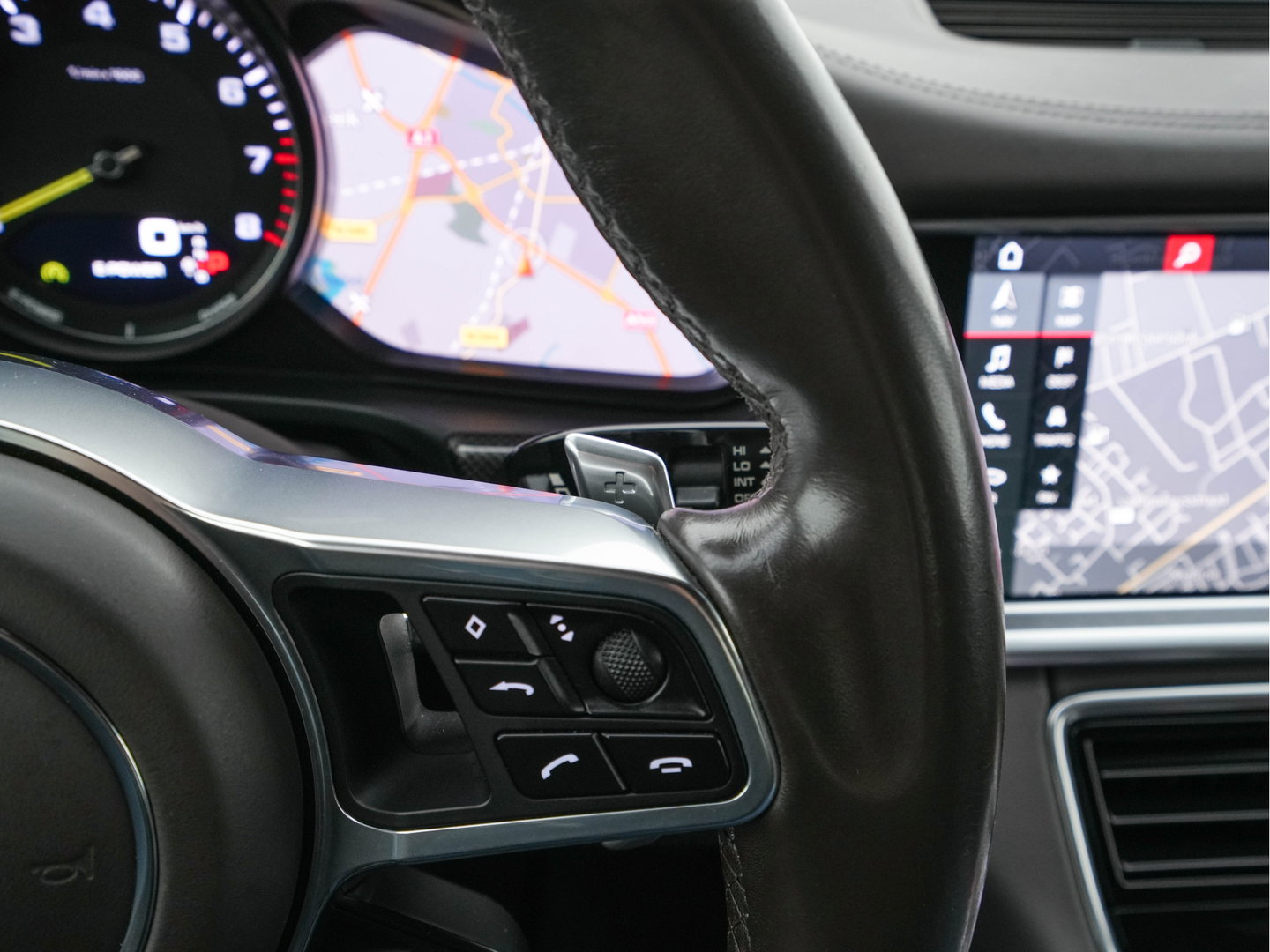 Porsche Panamera 2.9 4 E-Hybrid (Plug-in) {SoH-99%) Aut. *SPORT-CHRONO | LEATHER | BOSE-AUDIO |  FULL-LED | SOFTCLOSE | ADAPTIVE-CRUISE | BLINDSPOT | MEMORY-PACK | HEATED-SPORTSEATS | CARBON | CAMERA | DIGI-COCKPIT | PRIVACY-GLASS | 20''ALU*