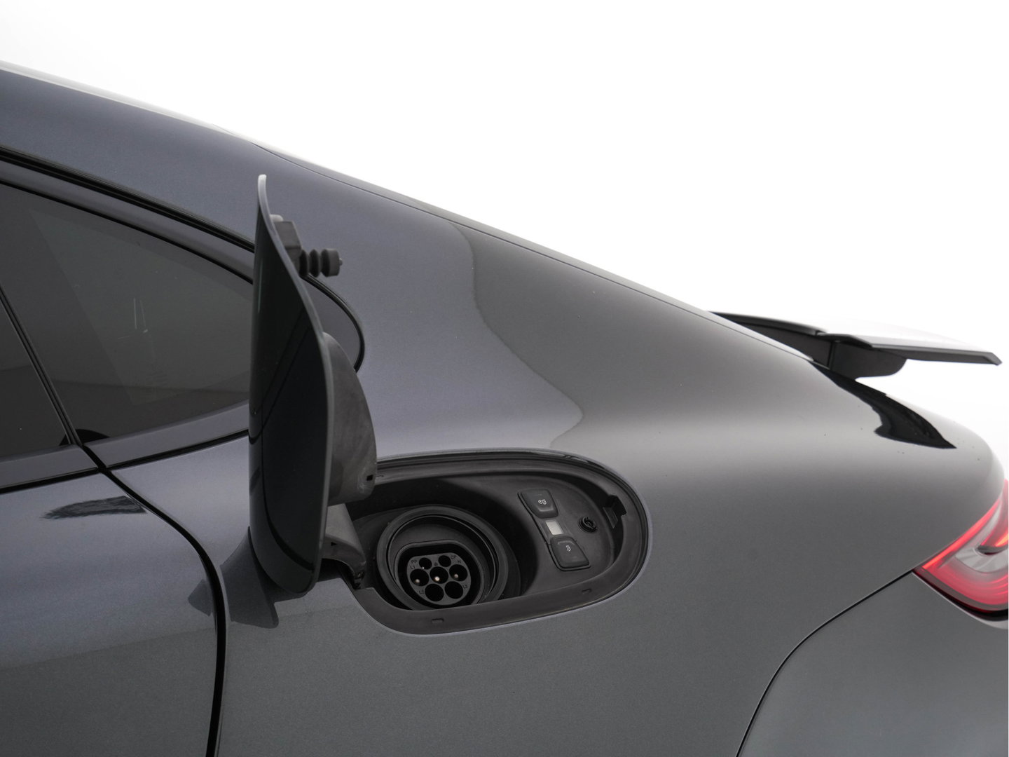 Porsche Panamera 2.9 4 E-Hybrid (Plug-in) {SoH-99%) Aut. *SPORT-CHRONO | LEATHER | BOSE-AUDIO |  FULL-LED | SOFTCLOSE | ADAPTIVE-CRUISE | BLINDSPOT | MEMORY-PACK | HEATED-SPORTSEATS | CARBON | CAMERA | DIGI-COCKPIT | PRIVACY-GLASS | 20''ALU*