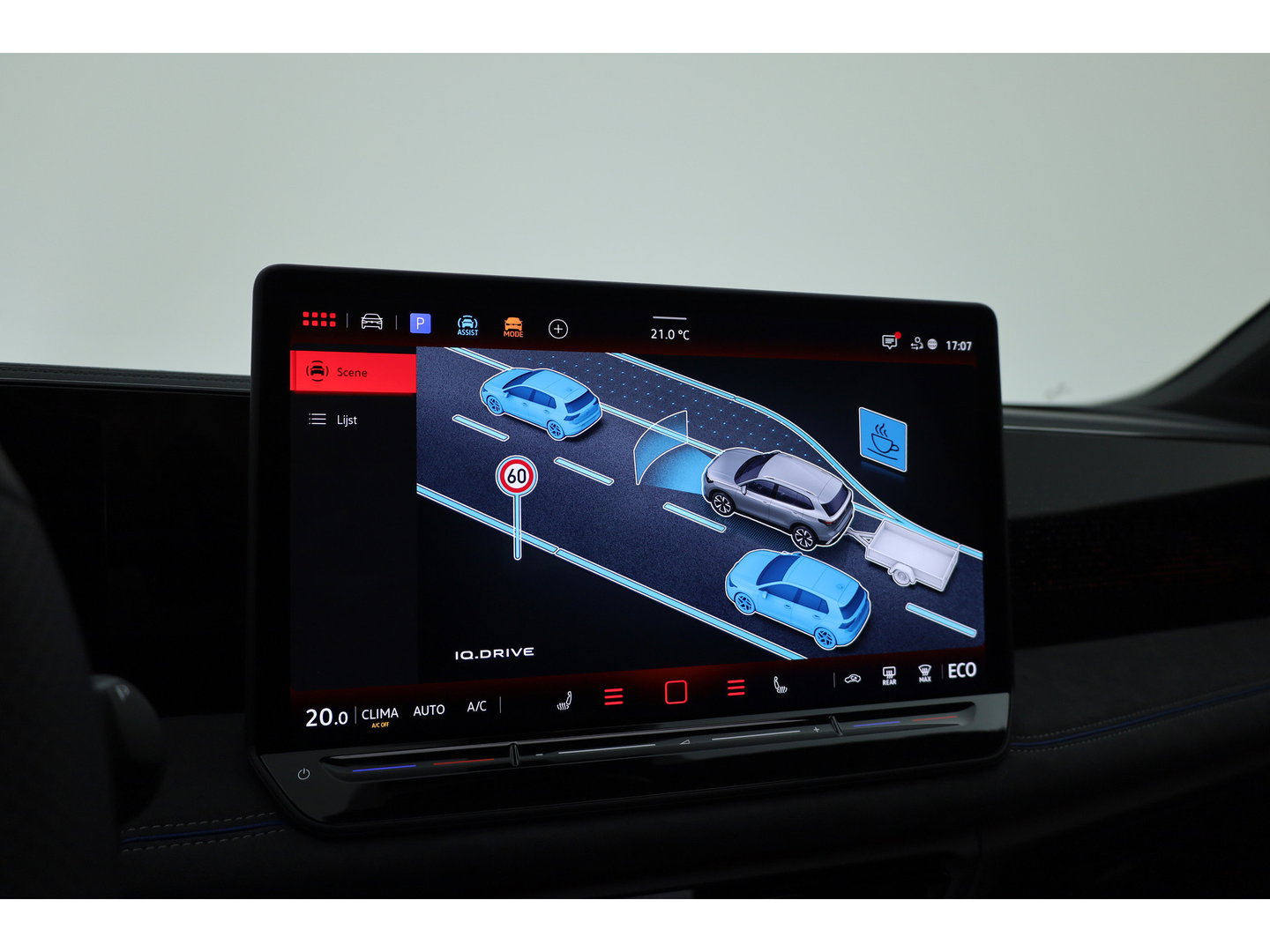 Volkswagen Tiguan 1.5 eHybrid R-Line Edition | Rijklaar! | Pano | Trekhaak | HUD | Adapt. Cruise | Keyless | IQ Light | 360cam | Dodehoek |