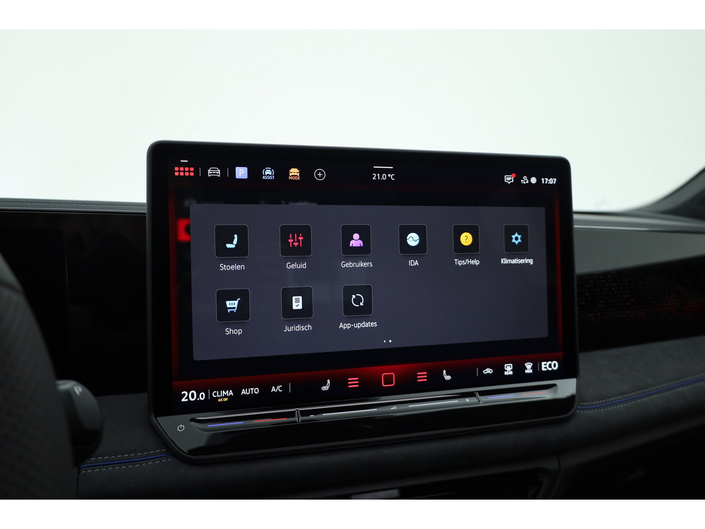 Volkswagen Tiguan 1.5 eHybrid R-Line Edition | Rijklaar! | Pano | Trekhaak | HUD | Adapt. Cruise | Keyless | IQ Light | 360cam | Dodehoek |
