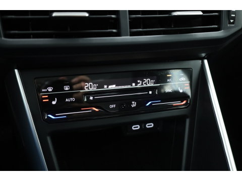 Volkswagen Polo 1.0 TSI Life Business | Rijklaar! | Dig. Cockpit | Adapt. Cruise | Apple CarPlay | Navi | Stoelverw. | Lane Assist