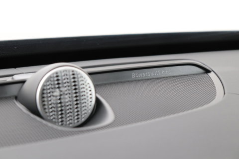 Volvo XC90 T8 Ultra Black Edition | HEICO 22 inch | Luchtvering | Bowers & Wilkins | Stoelventilatie | Trekhaak