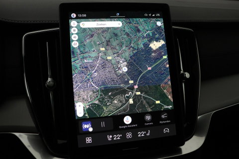 Volvo XC90 T8 Ultra Black Edition | HEICO 22 inch | Luchtvering | Bowers & Wilkins | Stoelventilatie | Trekhaak