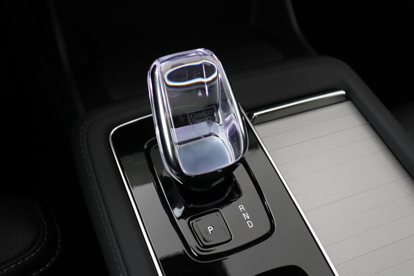 Volvo XC90 T8 Ultra Black Edition | HEICO 22 inch | Luchtvering | Bowers & Wilkins | Stoelventilatie | Trekhaak