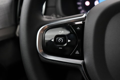 Volvo XC90 T8 Ultra Black Edition | HEICO 22 inch | Luchtvering | Bowers & Wilkins | Stoelventilatie | Trekhaak