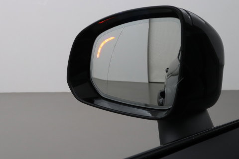 Volvo XC90 T8 Ultra Black Edition | HEICO 22 inch | Luchtvering | Bowers & Wilkins | Stoelventilatie | Trekhaak