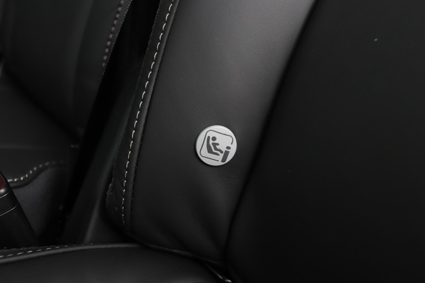 Volvo XC90 T8 Ultra Black Edition | HEICO 22 inch | Luchtvering | Bowers & Wilkins | Stoelventilatie | Trekhaak