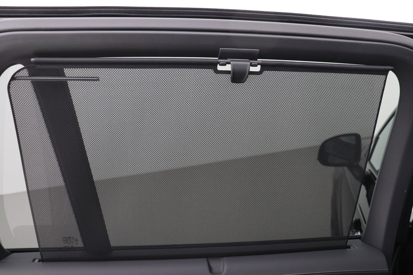 Volvo XC90 T8 Ultra Black Edition | HEICO 22 inch | Luchtvering | Bowers & Wilkins | Stoelventilatie | Trekhaak
