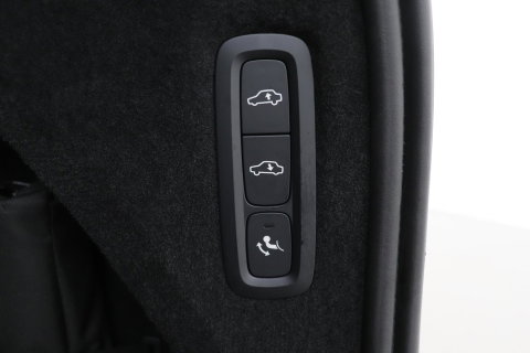 Volvo XC90 T8 Ultra Black Edition | HEICO 22 inch | Luchtvering | Bowers & Wilkins | Stoelventilatie | Trekhaak