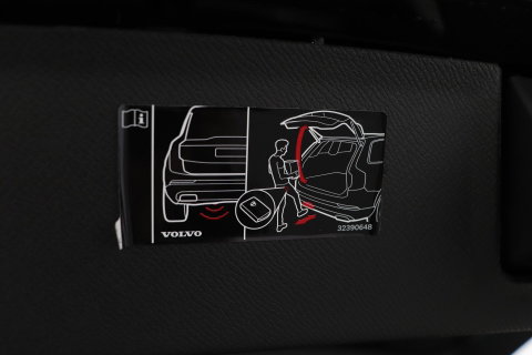 Volvo XC90 T8 Ultra Black Edition | HEICO 22 inch | Luchtvering | Bowers & Wilkins | Stoelventilatie | Trekhaak