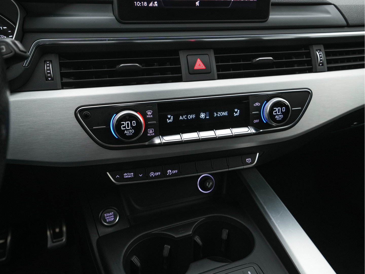 Audi A4 Avant 1.4 TFSI Sport S line edition Aut. *LEATHER-FABRIC | FULL-LED | SPORT-SEATS | NAVI-FULLMAP | SHIFT-PADDLES | PRIVACY-GLASS | ECC | PDC | CRUISE | 18''ALU*