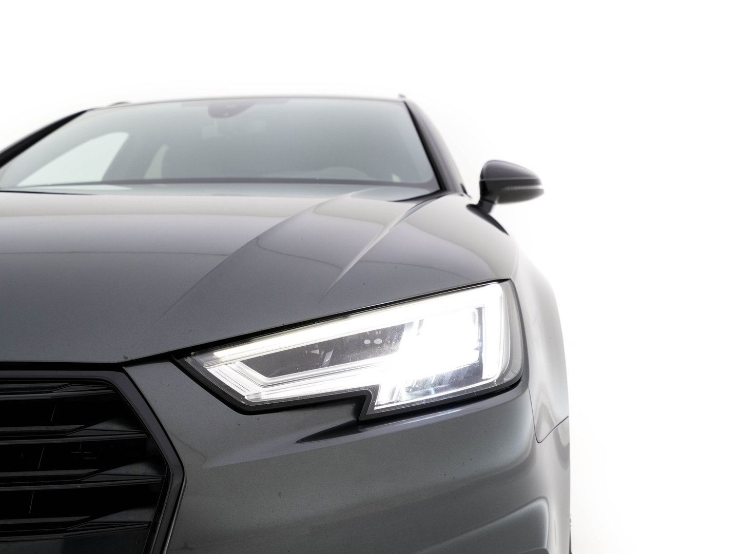 Audi A4 Avant 1.4 TFSI Sport S line edition Aut. *LEATHER-FABRIC | FULL-LED | SPORT-SEATS | NAVI-FULLMAP | SHIFT-PADDLES | PRIVACY-GLASS | ECC | PDC | CRUISE | 18''ALU*