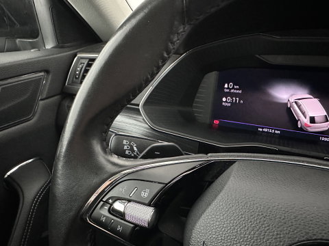 Škoda Superb Combi 1.4 TSI iV Business Edition Plus (Plug-in) (INCL.BTW) Aut. *FULL-LED | DIGI-COCKPIT | ADAPTIVE-CRUISE | BLIND-SPOT | MEMORY-PACK | CARPLAY | CAMERA | HEATED-COMFORTSEATS | NAVI-FULLMAP | AMBIENT-LIGHT | PRIVACY-GLASS | SHIFT-PADDLES |