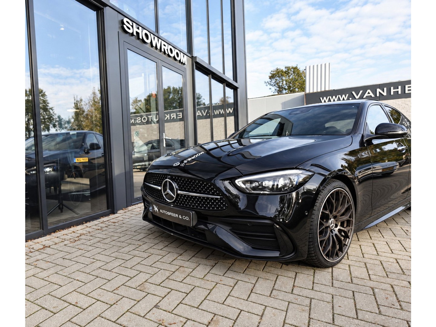 Mercedes-Benz C-Klasse 200 AMG Line PANO KEYLESS CAM VOL