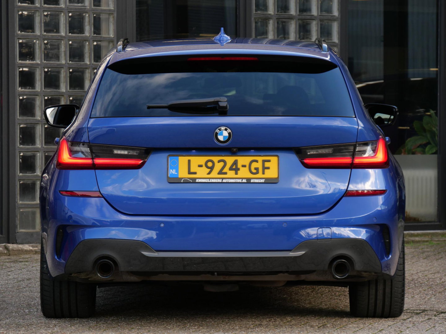 BMW 3 Serie Touring 320e M-SPORT/ LEER/ ADAPTIVE CRUISE/ LASER LED/ HiFi AUDIO/ SHADOWLINE/ SOH 90%