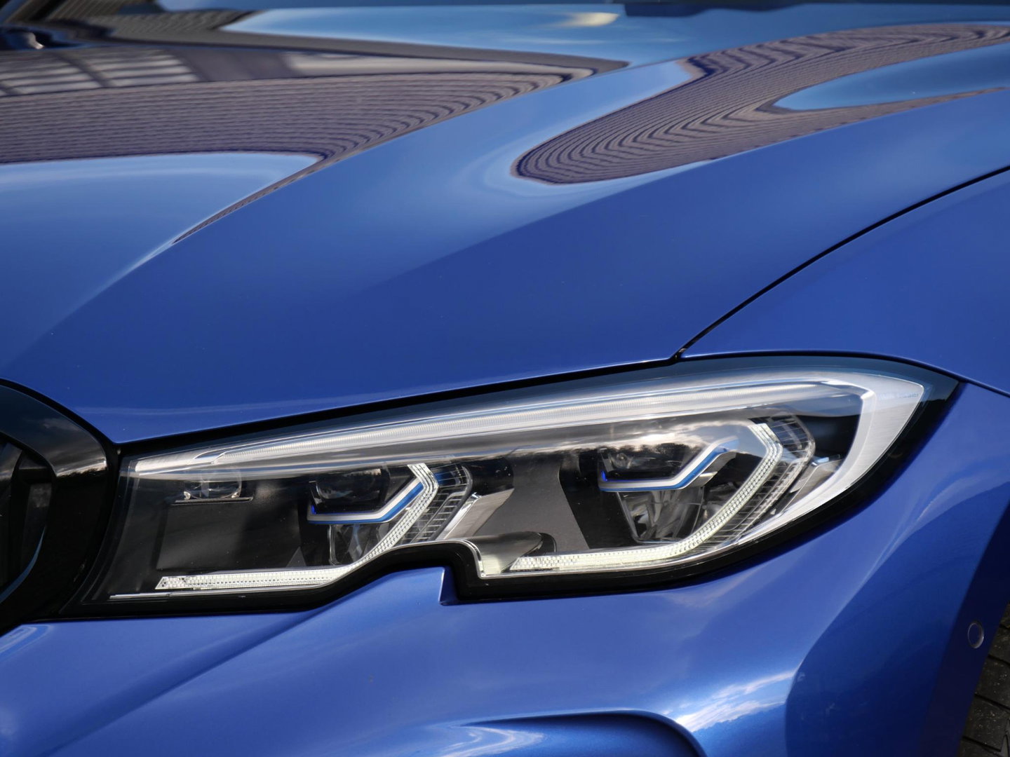 BMW 3 Serie Touring 320e M-SPORT/ LEER/ ADAPTIVE CRUISE/ LASER LED/ HiFi AUDIO/ SHADOWLINE/ SOH 90%