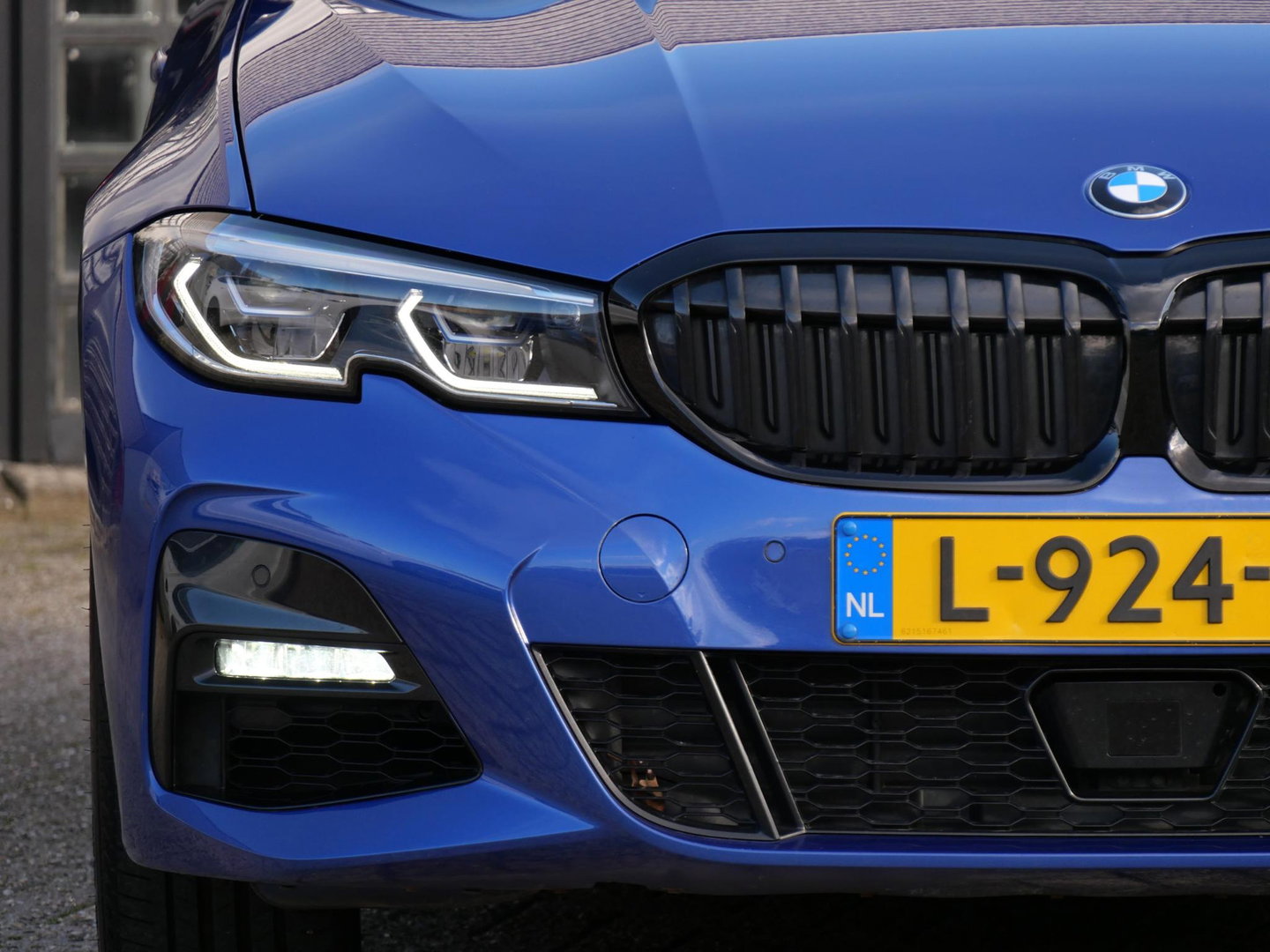BMW 3 Serie Touring 320e M-SPORT/ LEER/ ADAPTIVE CRUISE/ LASER LED/ HiFi AUDIO/ SHADOWLINE/ SOH 90%