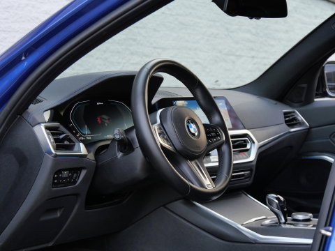 BMW 3 Serie Touring 320e M-SPORT/ LEER/ ADAPTIVE CRUISE/ LASER LED/ HiFi AUDIO/ SHADOWLINE/ SOH 90%