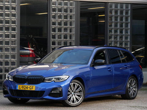 BMW 3 Serie Touring 320e M-SPORT/ LEER/ ADAPTIVE CRUISE/ LASER LED/ HiFi AUDIO/ SHADOWLINE/ SOH 90%
