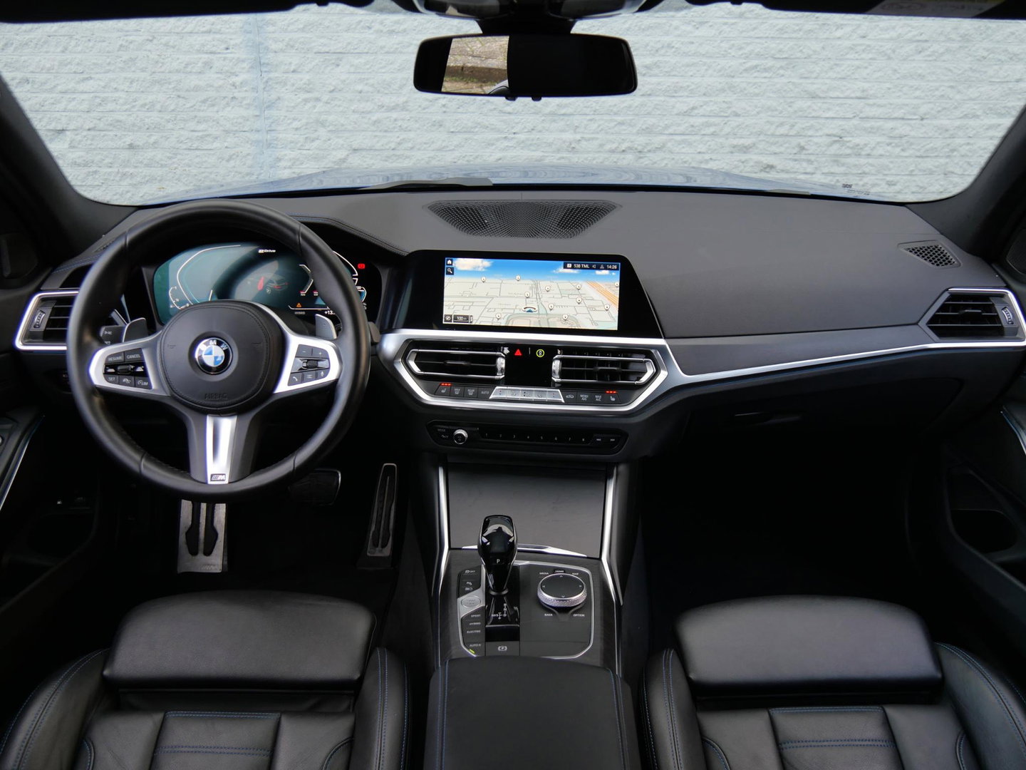 BMW 3 Serie Touring 320e M-SPORT/ LEER/ ADAPTIVE CRUISE/ LASER LED/ HiFi AUDIO/ SHADOWLINE/ SOH 90%