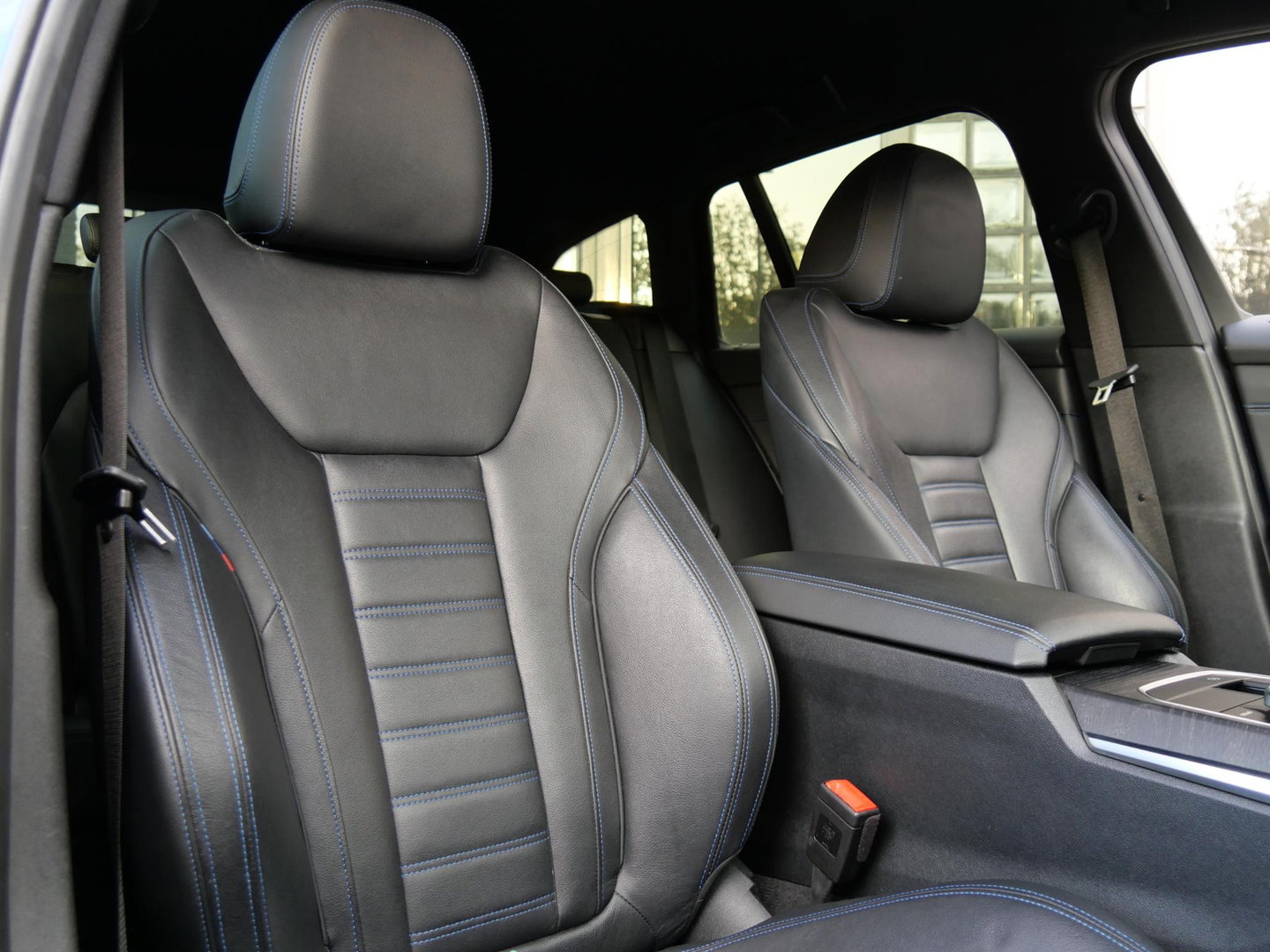 BMW 3 Serie Touring 320e M-SPORT/ LEER/ ADAPTIVE CRUISE/ LASER LED/ HiFi AUDIO/ SHADOWLINE/ SOH 90%