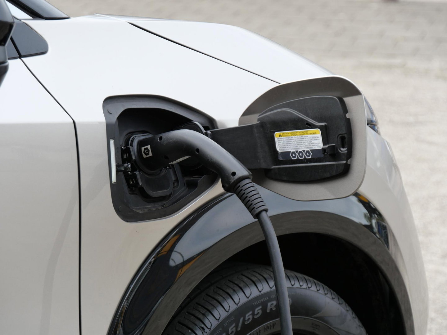 Nissan ARIYA 66kWh ADVANCE/ WARMTEPOMP/ 360° CAMERA/ ELEKT. KLEP/ SOH 99%