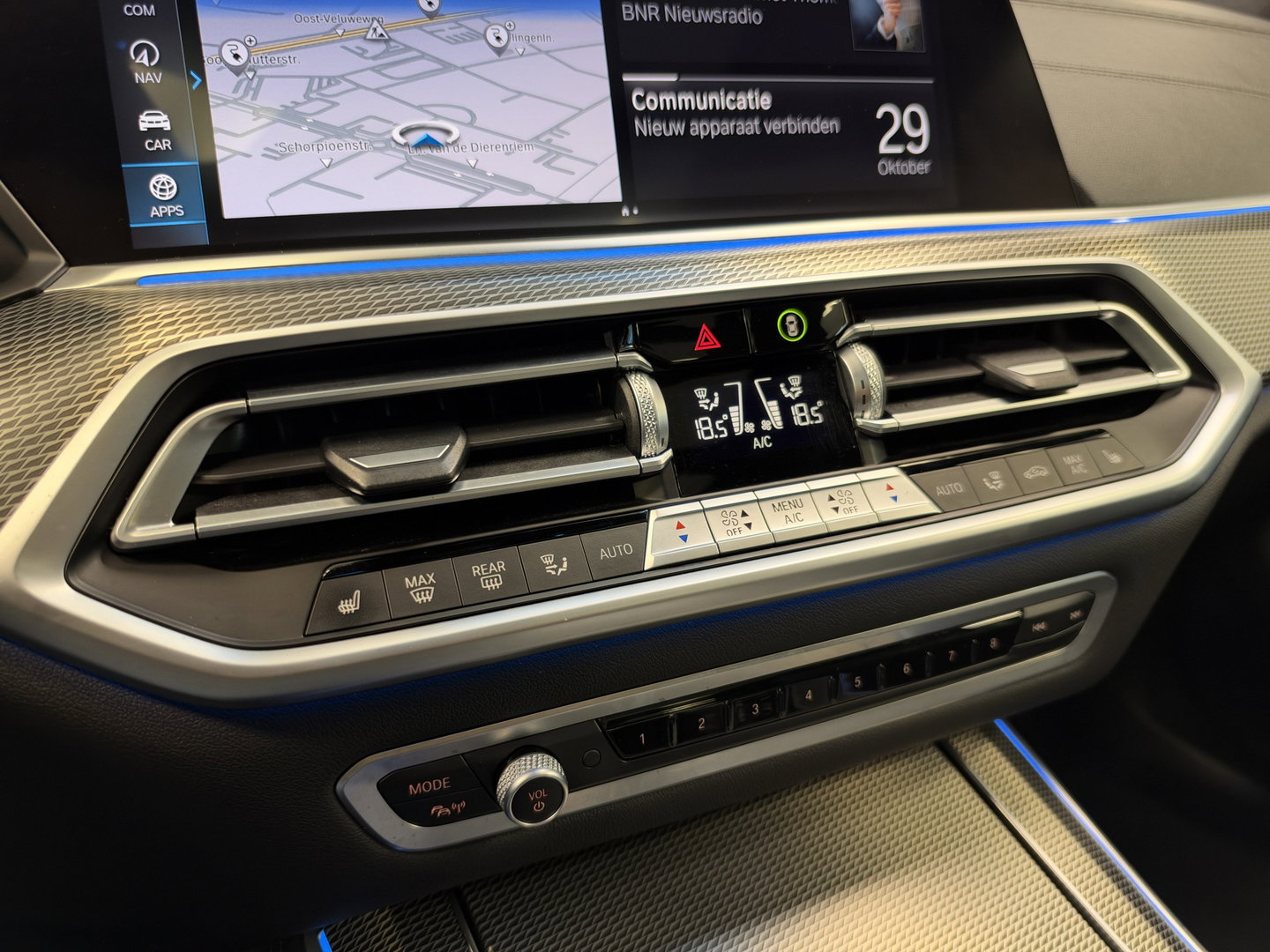 BMW X5 xDrive45e High Executive M Sport | Sky Lounge | Driving Assistant Pro | HUD | 22” | Luchtvering M Pakket