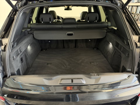 BMW X5 xDrive45e High Executive M Sport | Sky Lounge | Driving Assistant Pro | HUD | 22” | Luchtvering M Pakket